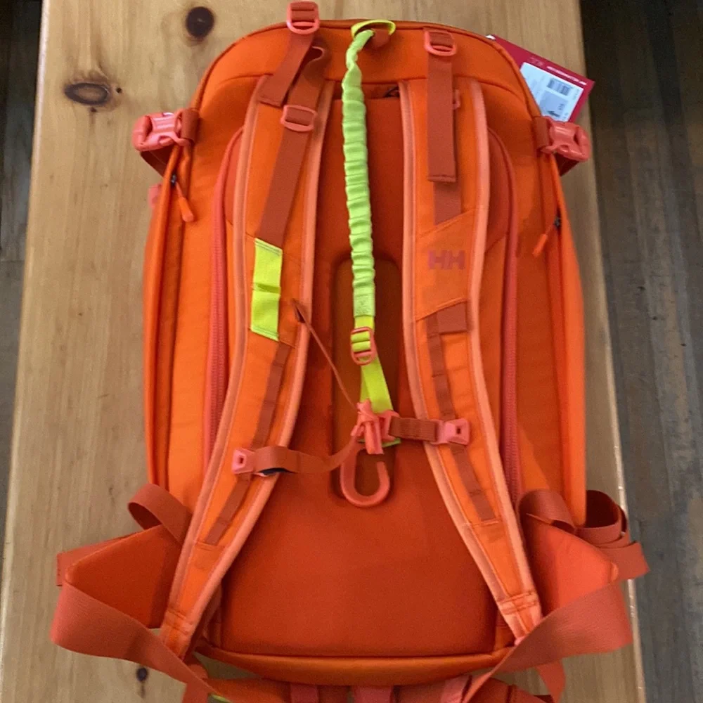 ⛷️NWT: HELLY HANSEN - Ski Backpack - Picture 11 of 14